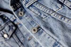 Custom Streetwear Oversized Winter Coats Boxy <b>Crop</b> <b>Denim</b> <b>Jackets</b> Rhinestone Zipper Rivet Canvas <b>Jacket</b> for Men - Product Image 3