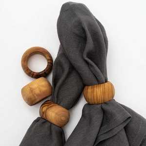 Servilletero de madera - Product Image 2