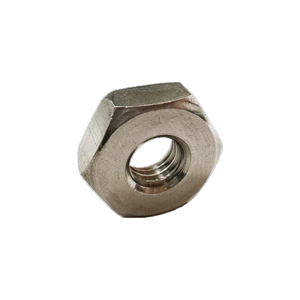 Tuerca hexagonal de acero inoxidable de máxima resistencia Tuerca hexagonal compacta elaborada por expertos para instalaciones médicas - Product Image 1