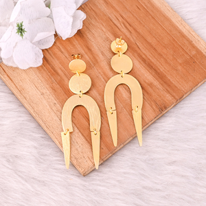 Pendientes de Latón Chapados en Oro Amarillo, Pendientes Largos Personalizados de Estilo Hip Hop para Mujer, Joyería de Moda para Bodas, Fabricante Mayorista - Product Image 4