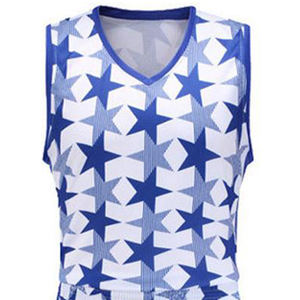 Camiseta de baloncesto juvenil americana y de escuela secundaria personalizada de alta calidad, técnicas impresas prensadas en caliente y de secado rápido, a un precio asequible - Product Image 1