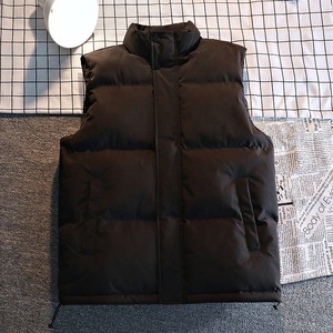 Chaqueta parka gruesa de algodón acolchado de invierno para hombres y mujeres - Product Image 1