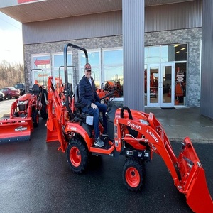Suministro usado Kubota M9960 tractor equipo agrícola cargador tractor agrícola a buen precio - Product Image 1