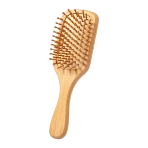 Kit de voyage brosse à cheveux en bambou écologique Palau - Product Image 1