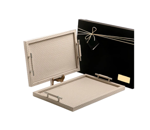 Plateau alimentaire en cuir fait main de grande taille avec des accents en métal, parfait pour un plateau de restauration rapide élégant - Product Image 5