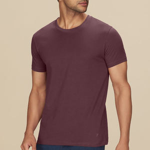 Las mejores camisetas de calidad premium para hombre en nuevo diseño, camiseta lisa transpirable de secado rápido con logotipo personalizado para hombre para la temporada de verano - Product Image 2