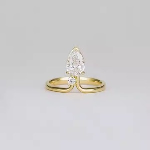 14K สีเหลืองทองแฮนด์เมดแหวนหมั้นทันสมัยชุดเพชรตัดลูกแพร์สำหรับแฟนสาวของขวัญวันครบรอบสำหรับเธอ - Product Image 1