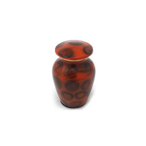 Urnas Funerarias de Latón con Acabado Rojo Fuego, Ecológicas, Duraderas y para Guardar Recuerdos - Product Image 2