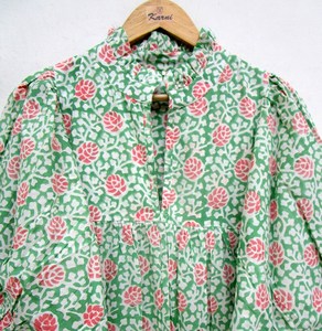 2023 meilleure qualité imprimé femmes longue Maxi robe vêtements de fête avec bouton décoration tissu lavable-Direct fabricant indien - Product Image 5