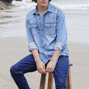 Camisa de Algodón de Diseño Personalizado OEM, Tejido Satinado para Hombre, Estilo Urbano Moderno 2025, Transpirable, de Fibra de Bambú, Informal - Product Image 1