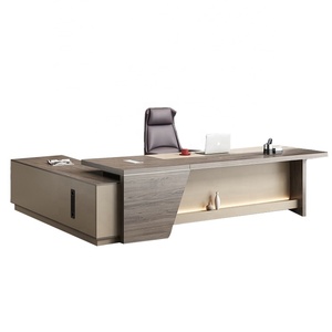 Bureau de direction moderne de luxe en bois massif, table d'ordinateur électrique à double moteur pour position assise-debout avec rangement intégré pour usage commercial - Product Image 2