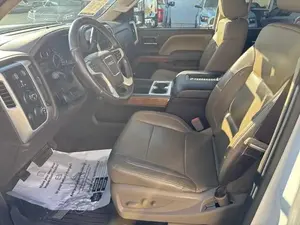 GMC Sierra 1500 SLT 2017 Usada en Perfecto Estado - Product Image 5