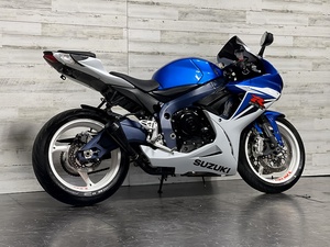 Suzuki GSX-R600 d'occasion de 2011 disponible à la vente - Product Image 3