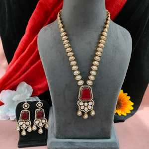 Ensemble de colliers longs en zircon moissanite Fusion élégante de glamour et de grâce magnifiquement conçue pour les personnes soucieuses de la mode - Product Image 6