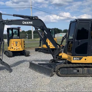 Mini-excavatrices John Deere 17G d'occasion, petites machines à chenilles robustes pour aménagement paysager, creusement de fossés, nivellement, démolition. À vendre. - Product Image 1
