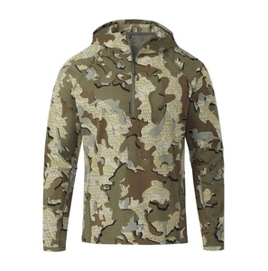 Veste de chasse isolée avec imprimé camouflage durable et matériau imperméable conçu pour le confort et la performance à l'extérieur - Product Image 3