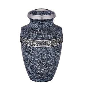 โกศบรรจุอัฐิทำมือ ลายหินอ่อน พร้อมลายสลักเถาวัลย์สีเงิน สำหรับบรรจุอัฐิมนุษย์ โกศโลหะจากอินเดีย - Product Image 1