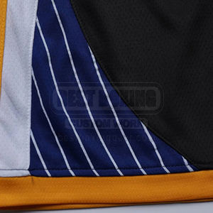 Uniformes de basket-ball légers Uniformes de basket-ball de qualité supérieure Uniformes de basket-ball uniques de couleur personnalisée - Product Image 2