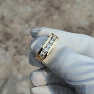 Lujo 10K Oro Plata Laboratorio Crecido Diamante Anillo de compromiso Corte redondo VVS2 E Color IGI Certificado Ético Proveedor sostenible - Product Image 2