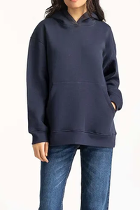 เสื้อฮู้ดดี้ลำลองมีสไตล์สำหรับผู้หญิง สีกรมท่า สวมใส่สบาย รับผลิตแบบ OEM พร้อมปักโลโก้ลายการ์ตูนด้านหน้า คุณภาพสูง ผลิตจากผ้าฝ้าย 100% โดย Ako - Product Image 3