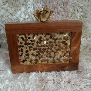 Bolso de noche de moda de lujo de inspiración vintage para bolso de noche de madera de mango Embrague de boda y fiesta para niñas Precio de venta completo disponible - Product Image 1