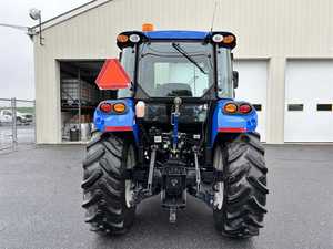 Tractor Agrícola Automático 4x4 de 75HP con Cabina con Aire Acondicionado y Bomba de Motor, Diseñado para una Agricultura Eficiente, Disponible en Stock, Venta al Por Mayor, Entrega Rápida - Product Image 3