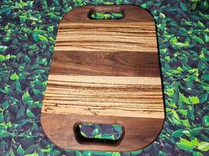 Planche à découper et plateau de service en bois Forme rectangulaire durable 12mm d'épaisseur Passe au lave-vaisselle - Product Image 4