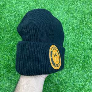 Gorro de mezcla de lana de alta calidad Parche de cuero artificial Impreso digital para la playa y los viajes - Product Image 3