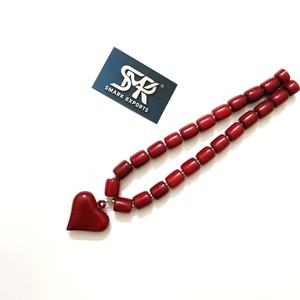 Collier pendentif cœur en résine rouge léger fait à la main, perles épaisses, modèle ange, pour la mode quotidienne tendance des femmes - Product Image 2