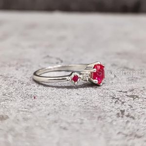 Anillo de Mujer con Rubí Natural, Piedra de Nacimiento de Julio, Regalo de Navidad o Aniversario, Anillo Apilable de Plata de Ley 925 - Product Image 3