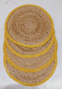 แผ่นรองจานหวายลายดอกไม้ที่ทันสมัยมีคุณภาพสูงทนทานชาร์จโต๊ะในบ้านแบบซักได้โดยตรง - Product Image 3