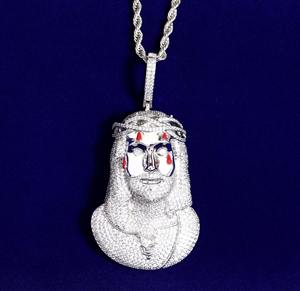 จี้เพชร VVS รูปทรงกางเขนแบบศาสนา ประดับเพชรเต็มตัว เครื่องประดับคุณภาพสูง สั่งทำได้สำหรับทุกเพศ - Product Image 3