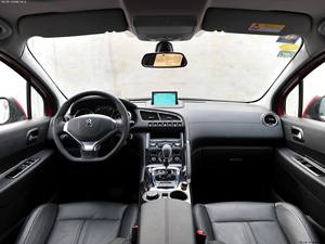 Excelente Peugeot 3008 Usado del 2016, SUV Usado con Excelente Historial de Servicio, Caja de Cambios Automática, Motor Turbo, Asientos de Cuero, Volante a la Izquierda - Product Image 4