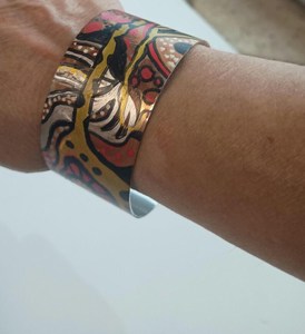 Brazalete ancho de diseñador floral de latón puro 100% hecho a mano, brazalete ajustable, Regalo para mamá - Product Image 3