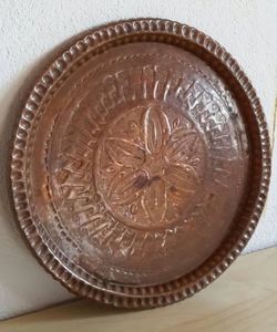 Vente en gros en usine de plateau de service en laiton de style antique forme de taille personnalisée finition polie dorée meilleur taux alimentaire décoratif - Product Image 1