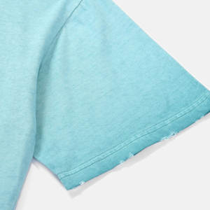 T-shirt délavé pour hommes avec un look vintage délavé et un tissu en coton doux T-shirt décontracté pour hommes avec une coupe décontractée - Product Image 5