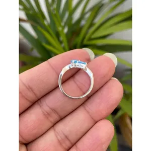 Anillo de Topacio Azul Suizo Natural con Corte Corazón, Plata de Ley 925, Joyería de Piedras Preciosas Hecha a Mano, Proveedor Mayorista - Product Image 4