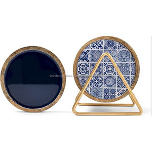 Sous-verre en bois de manguier autocollant Mina avec support en laiton pour boissons et thé Sous-verres en noyer par WONDEROVERSEAS - Product Image 6