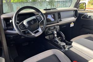 Limpiar usado 2021 para Ford Broncos usado modelo Big Bend - Product Image 5