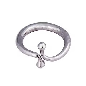 Anneau de serviette plaqué or, belle qualité, fait à la main, porte-mouchoirs design, finition dorée, vaisselle élégante, anneau de serviette en métal fantaisie - Product Image 5