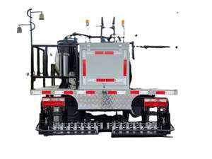 Camion distributeur d'asphalte de chantier haute performance Dongfeng D9 intelligent 10 m³ à transmission manuelle Diesel Euro 4 - Product Image 3