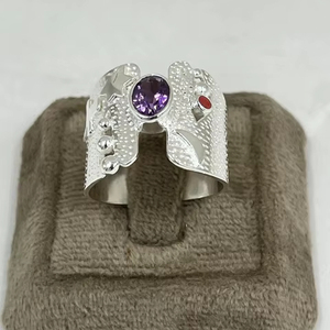Anillo de diseño de plata esterlina con amatista ovalada y piedras preciosas de coral redondas | Anillo de plata 925 ajustable hecho a mano - Product Image 1
