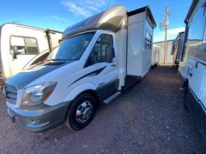 COMPRE un Winnebago V-i-e-w 2-4-G usado del 2015, listo para vender - Product Image 5