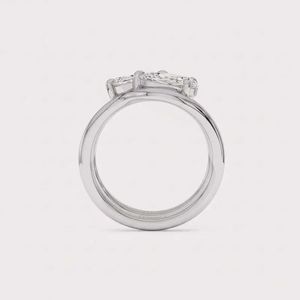 แหวนหมั้นเพชรทรงลูกแพร์เพาะเลี้ยงในห้องปฏิบัติการ ได้รับการรับรองจาก IGI ตัวเรือนเงินแท้ 925 - Product Image 3