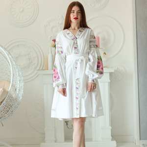 Robe en lin Vyshyvanka, robe folklorique ukrainienne brodée Netin, PJ 0015, tenue pour femmes faite à la main - Product Image 1