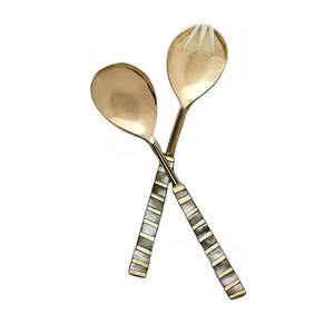 Ensemble de service à salade avec poignée en nacre Ensemble de cuillères à salade en acier inoxydable avec poignée en agate brune - Product Image 4