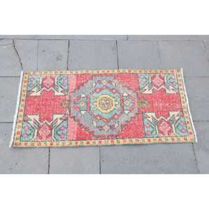 Rug, 1.6x3.2 ft Vintage Rug, <b>Red</b> Camouflage Rug <b>Wool</b> - Product Image 4