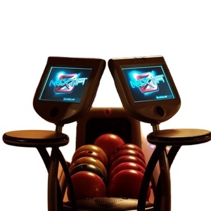 Vente flash : Console-piedestal d'occasion Qubica AMF Premium noir et gris pour salle de bowling, métal et bois, 40-49 kg - Product Image 2