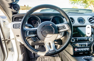 FORD MUSTANG GT PREMIUM COUPÉ 2022 D'OCCASION - CONDUITE À GAUCHE - PRÊT À EXPÉDIER - LIVRAISON PORTE-À-PORTE - PRIX ABORDABLE - Product Image 3