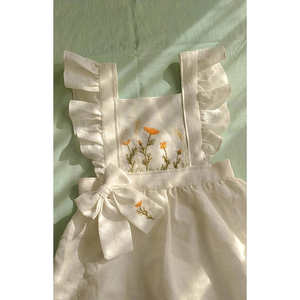 Robe brodée à la main en lin doux pour bébé fille Style décontracté pour le premier anniversaire des tout-petits OEM Made in Vietnam - Product Image 1